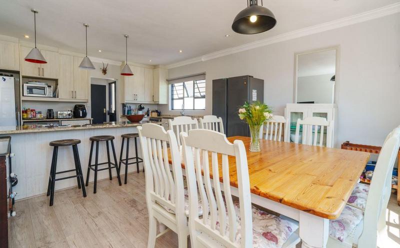 7 Bedroom Property for Sale in Fish Hoek Western Cape